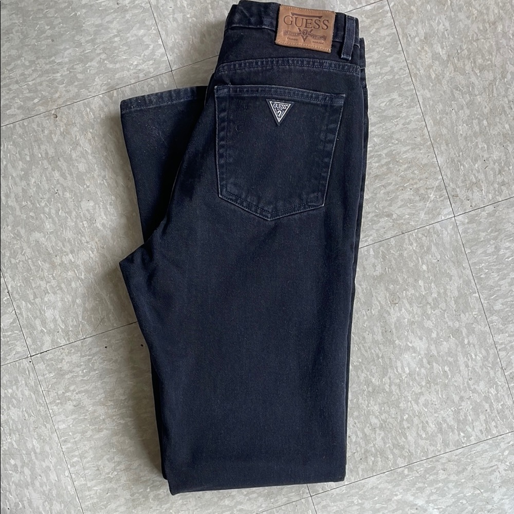 Guess Black Relaxed Jeans with Classic Design unisex